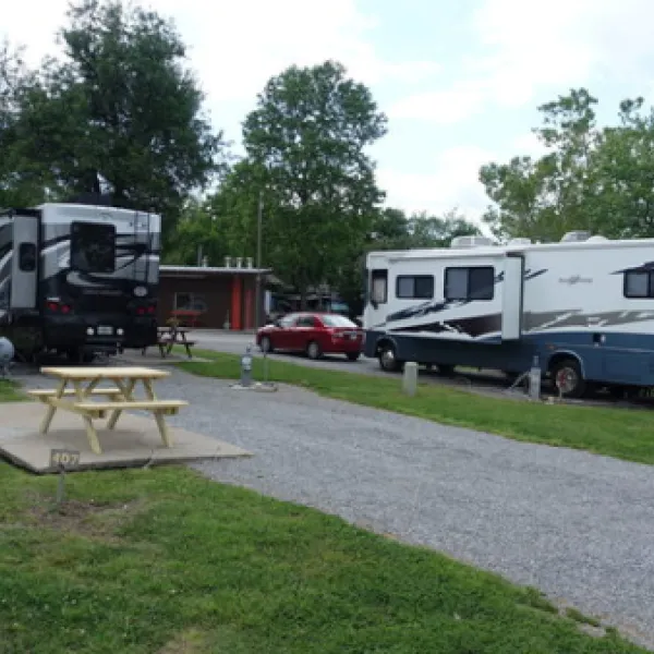 two-rivers-campground-nashville-mi0ss