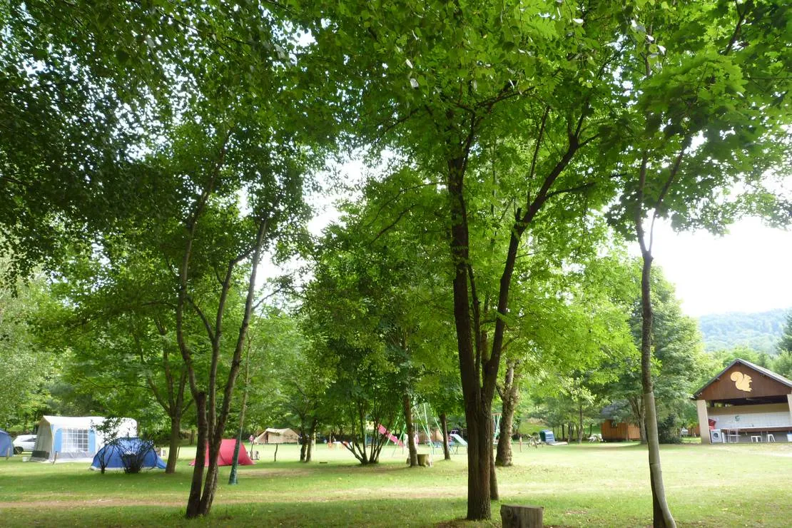 camping-de-lecureuil-champs-sur-tarentaine-mxpjj