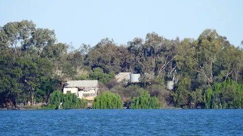 lake-cargelligo-campground-lake-cargelligo-jtwbh