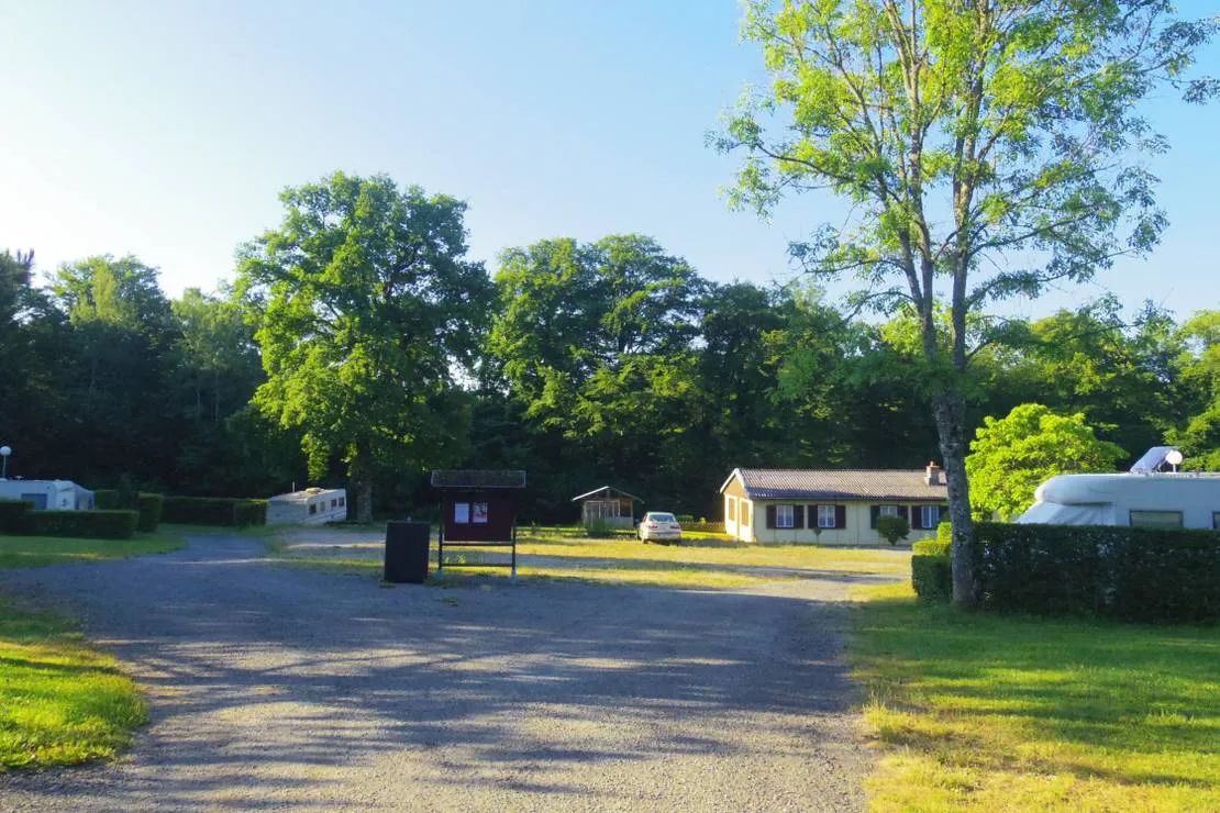 camping-municipal-du-passeloup-jonchery-gcccf