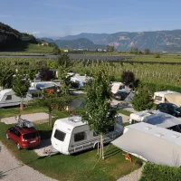 camping-obstgarten-kurtatsch-ad-weinstrasse-ccwnv