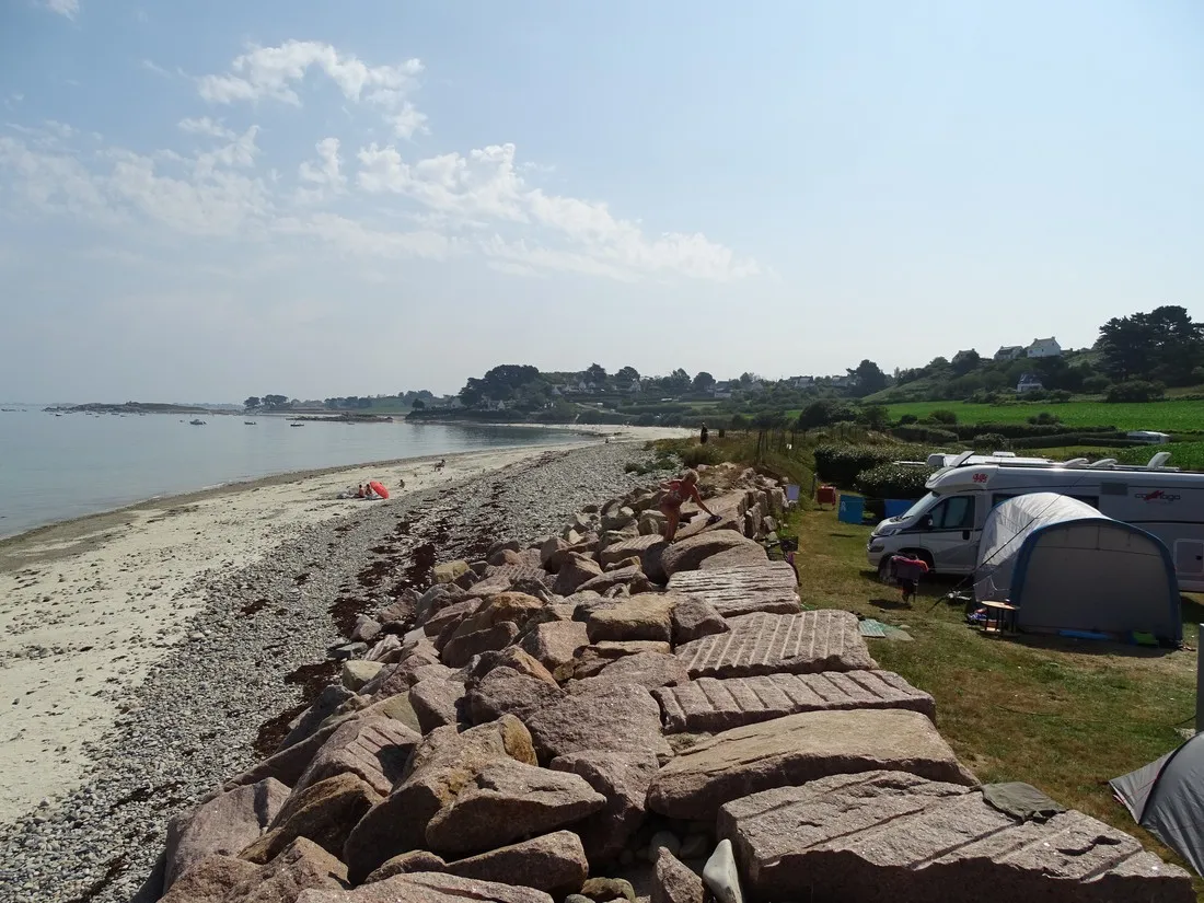 les-7-iles-glamping-trelevern-cotes-d-armour-vsm34
