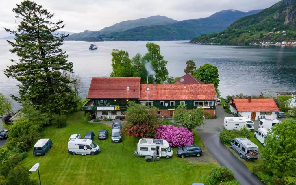 hjelmeland-hostel-camping-hjelmelandsvagen-puwvo