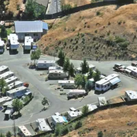 sidney-gulch-rv-park-weaverville-xxd3l