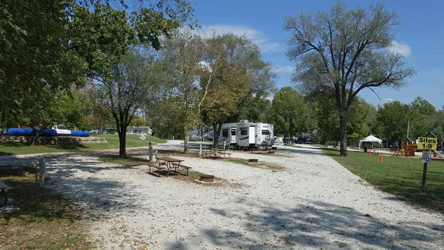 kansas-city-east-oak-grove-koa-oak-grove-uddfn