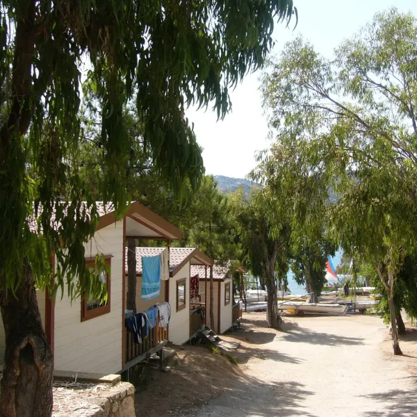 village-capo-dorso-palau-qwe6i