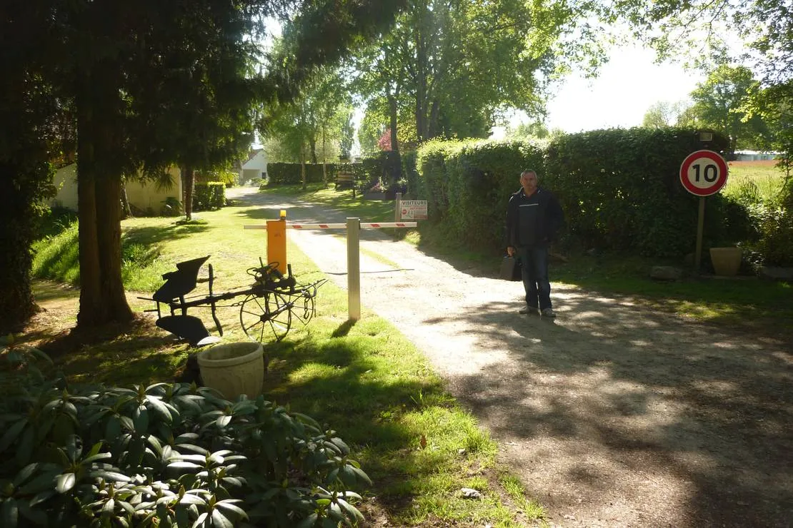 camping-smile-et-braudieres-mezieres-sous-lavardin-l1esq