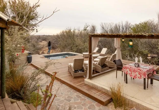 kuganha-luxury-tented-camp-inverdoorn-private-nature-reserve-ceres-karoo-if7lo
