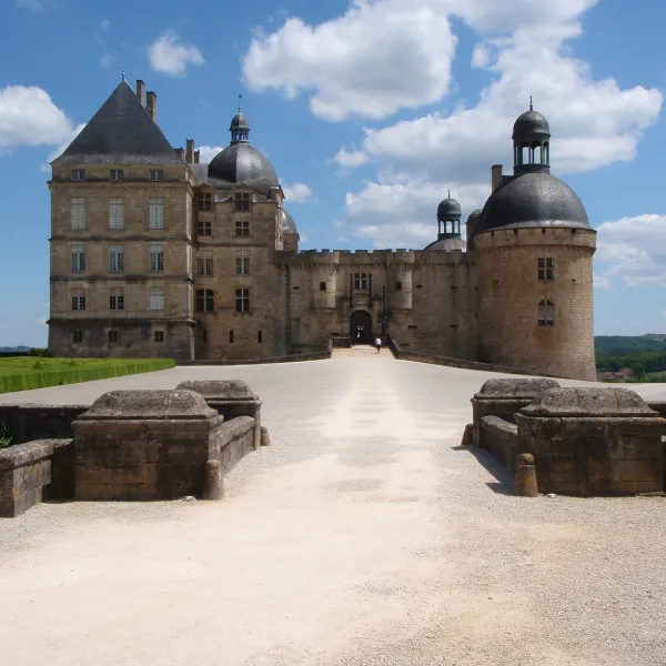 belle-vue-hautefort-hrv5e