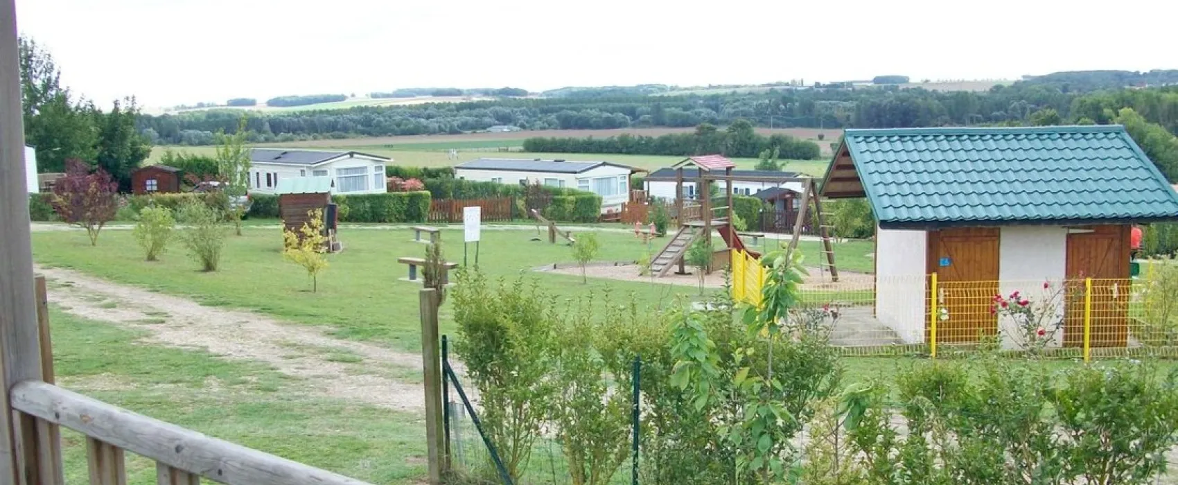 Le Pont Rouge et Les Vignes