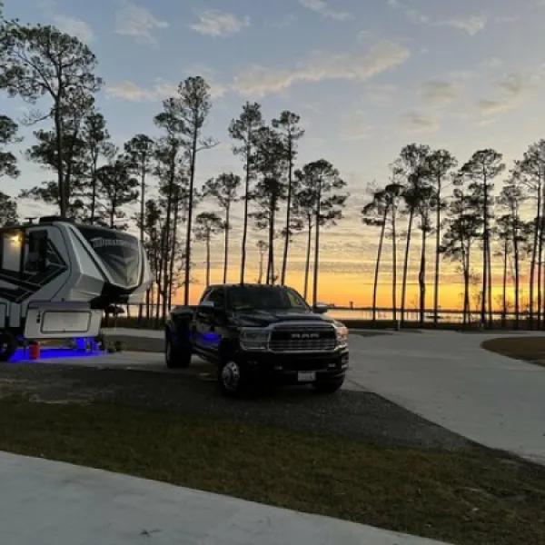 Gulfport Lake RV Resort & Marina