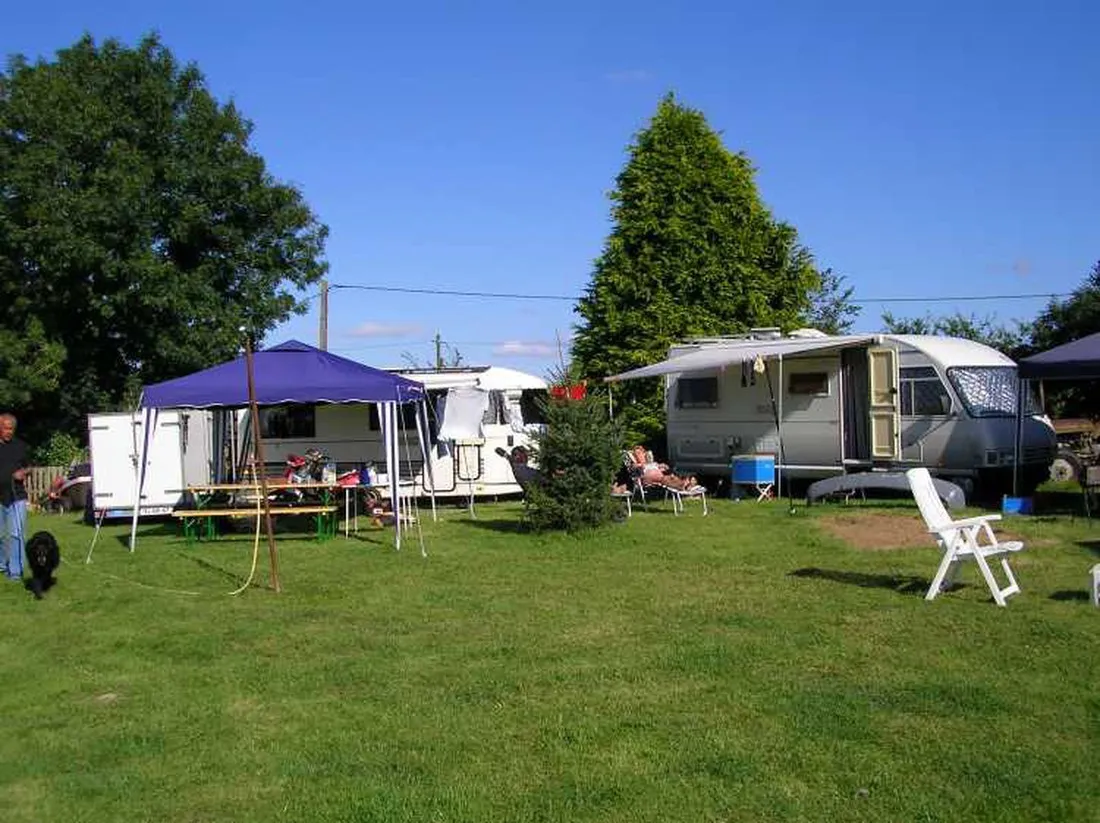 le-grand-chemin-freds-place-subligny-jqvyw