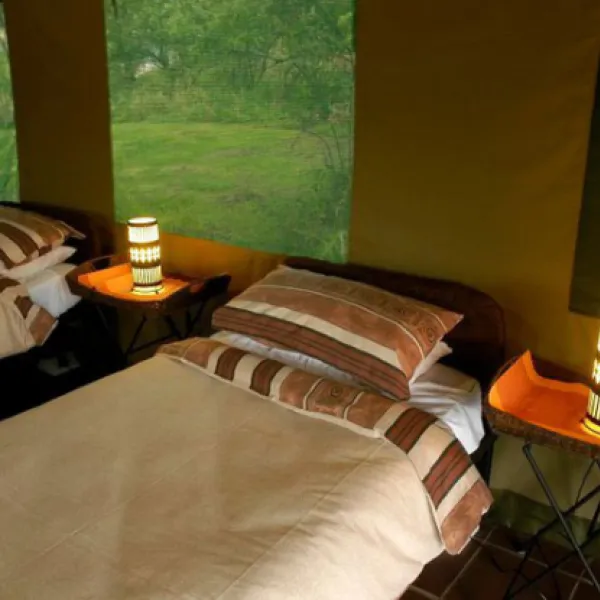 bushwillow-tented-camp-kromdraai-road-muldersdrift-e1vhu