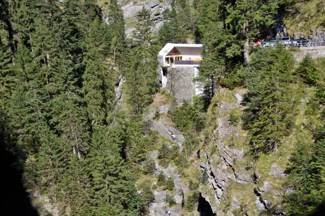 camping-rania-zillis-0wthb