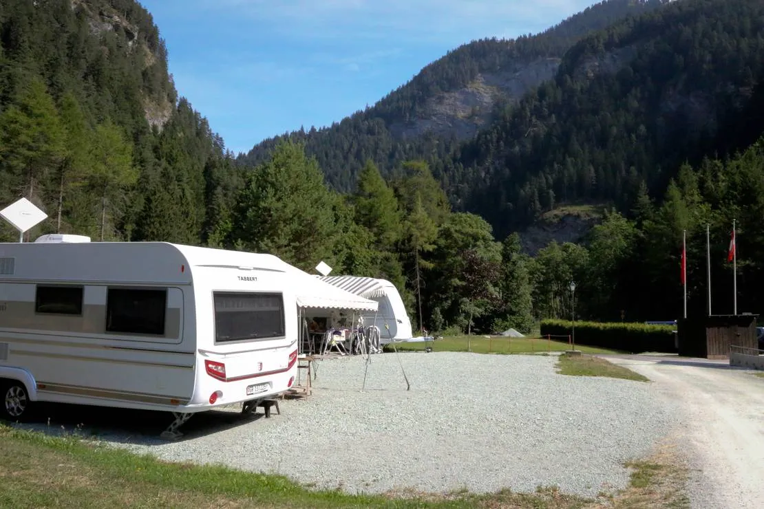 camping-rania-zillis-6ftwz