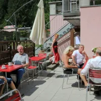 camping-rania-zillis-xljjj