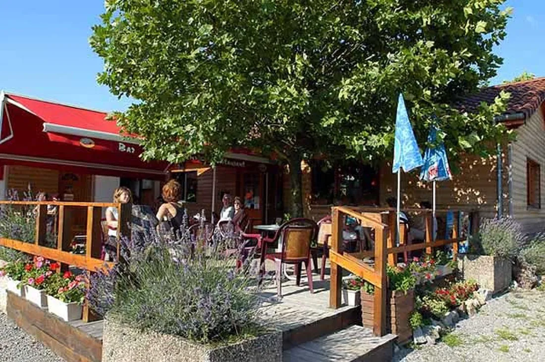 le-cheyenne-chateauneuf-la-foret-p2olc