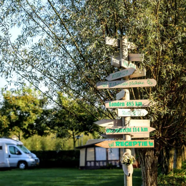 en-camperplaats-t-skonste-plekske-minicamping-schijndel-buwjw
