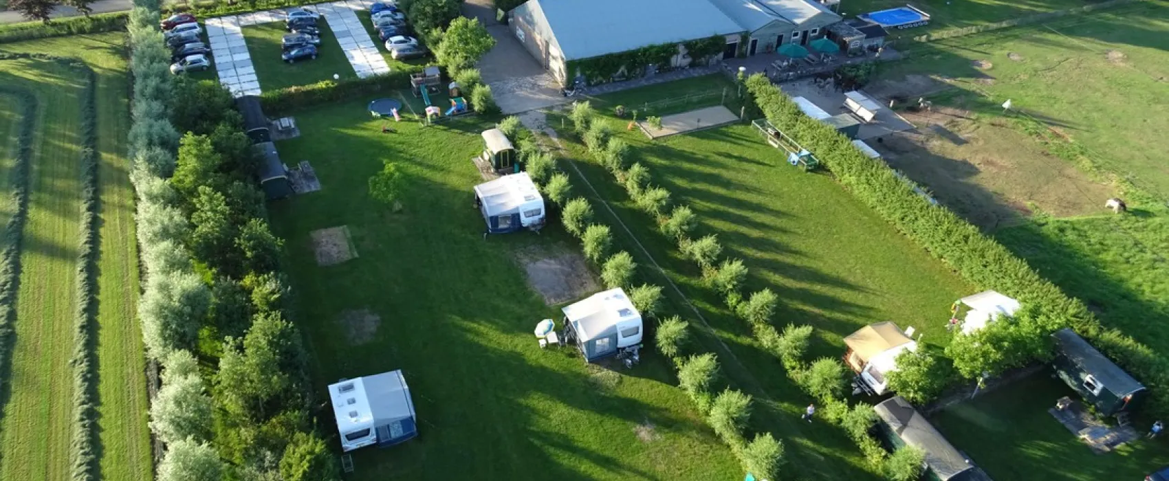 en Camperplaats 't Skônste Plekske (Minicamping)