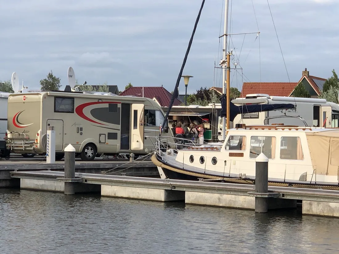 camperplaats-leeuwarden-leeuwarden-nk7cp