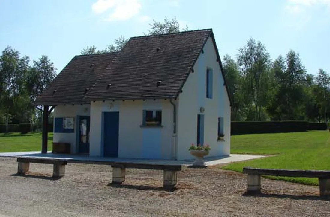 municipal-coussac-bonneval-cqfxn