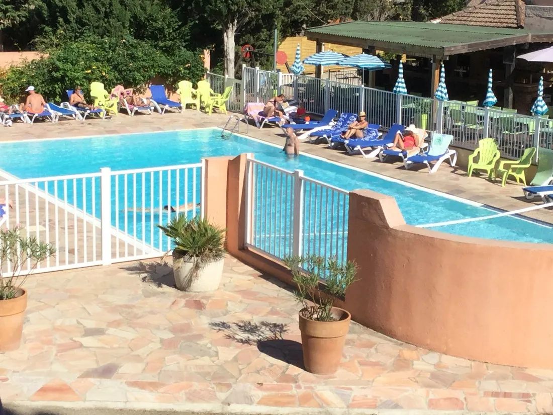 les-lauriers-roses-st-aygulf-snyre