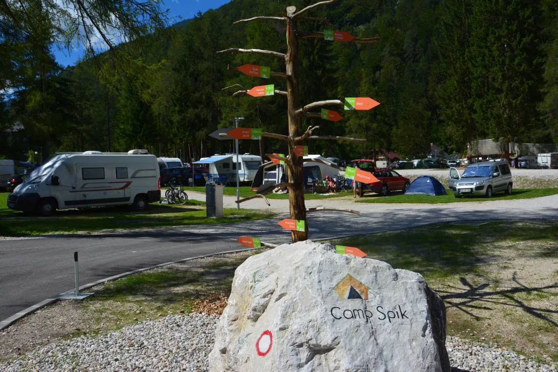 camping-spik-gozd-martuljek-cancy