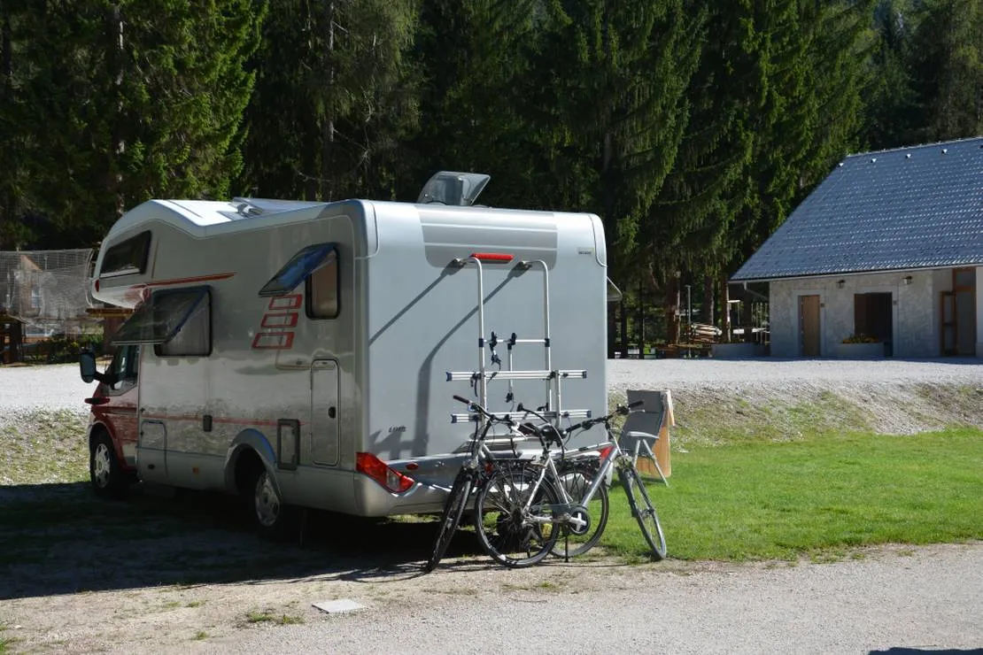 camping-spik-gozd-martuljek-gzrym