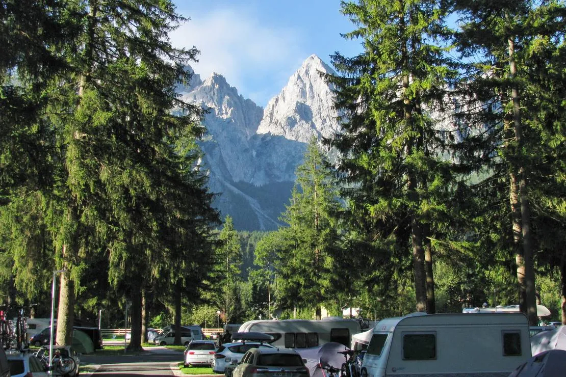 camping-spik-gozd-martuljek-uzksy