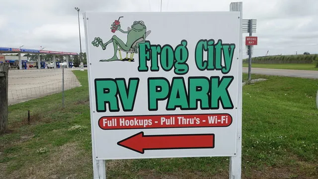 frog-city-rv-park-duson-tomia