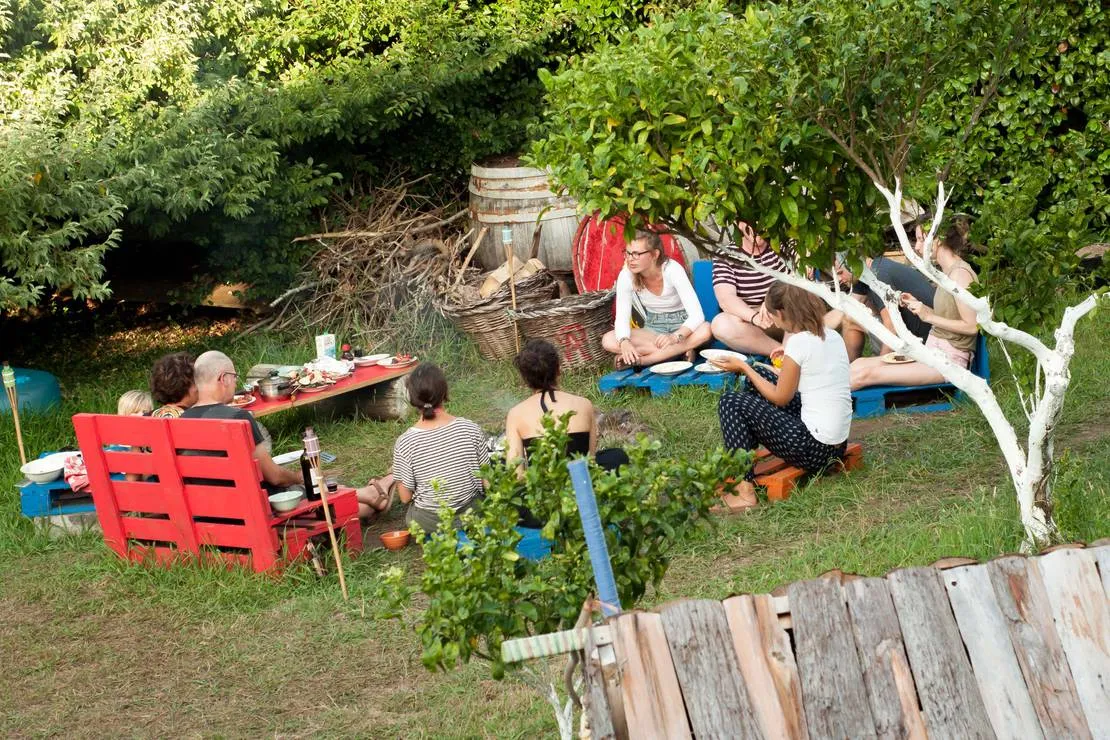 abbyville-romantic-eco-camp-biscoitos-ozuyt
