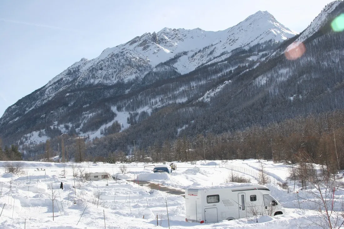 les-deux-glaciers-serre-chevalier-le-monetier-les-bains-iekcj