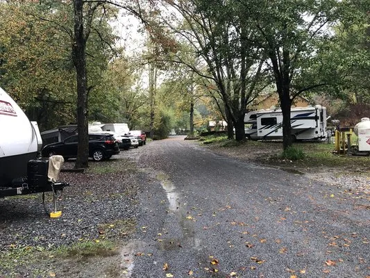 whispering-pines-campground-morganton-a3qne