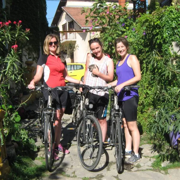 camping-for-cyclists-and-adventurers-negotin-aqxyd