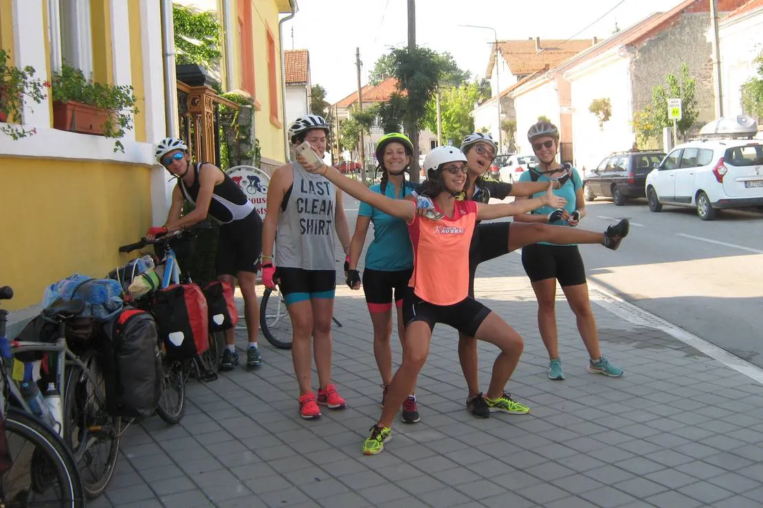 camping-for-cyclists-and-adventurers-negotin-ht6md