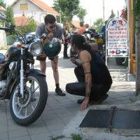 camping-for-cyclists-and-adventurers-negotin-vwnhd