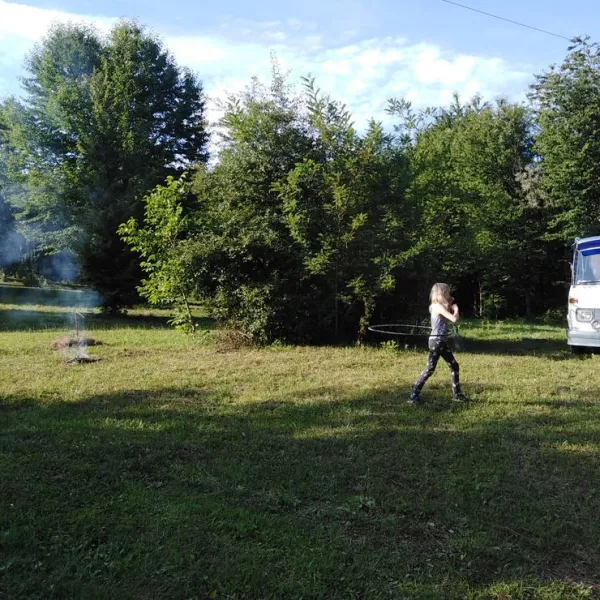 camping-bogata-suma-rich-forest-vojnic-wnxtt
