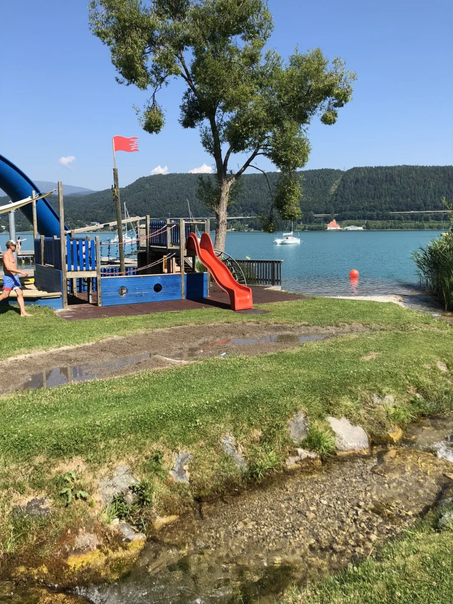 village-worthersee-auen-g0rzo