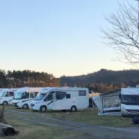 elvetun-bobilpark-lyngdal-eg5ne
