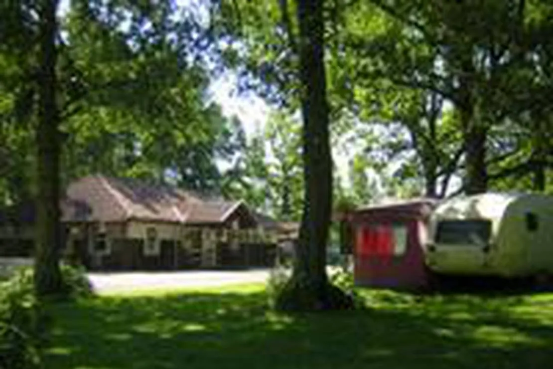 klockargardsangens-camping-stugor-odeshog-dkkzb
