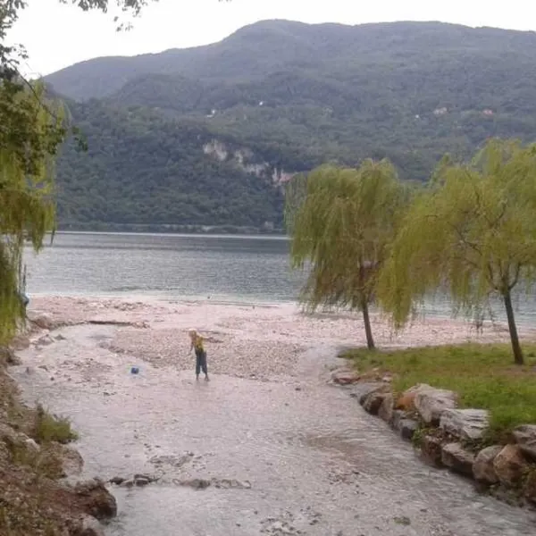 spaggia-abbadia-lariana-mtjnt