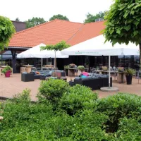 recreatiepark-t-veluws-hof-hoenderloo-oetxh