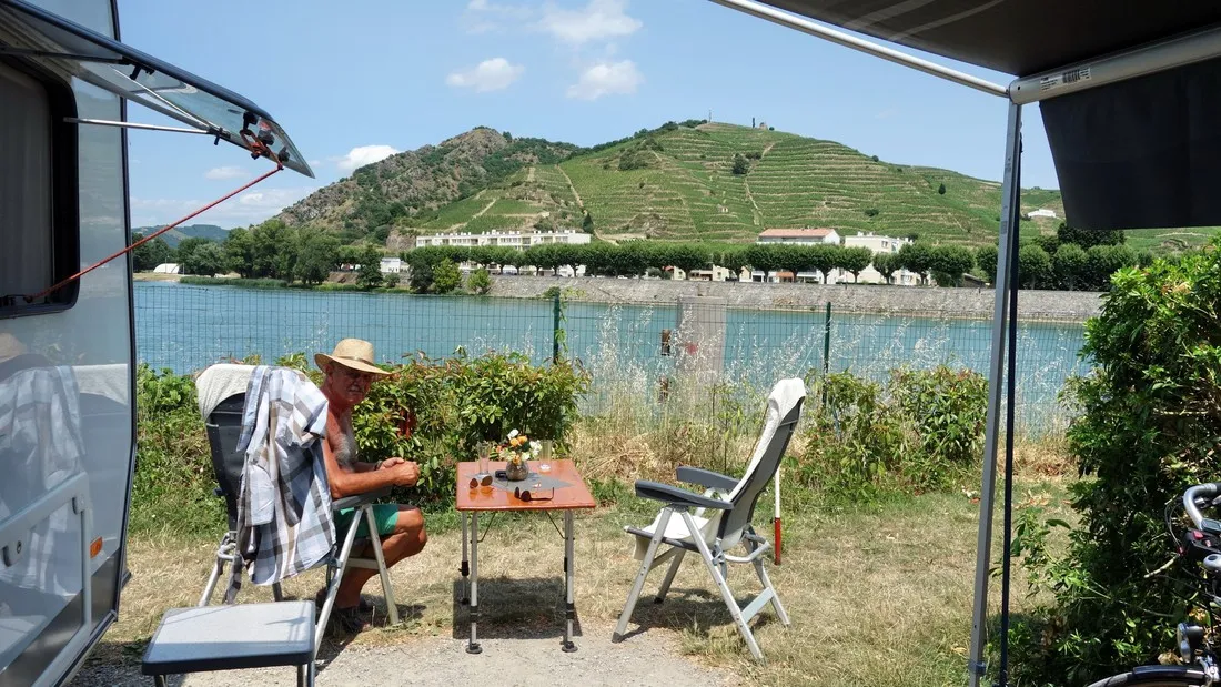 tournon-hpa-tournon-ardeche-z1akh