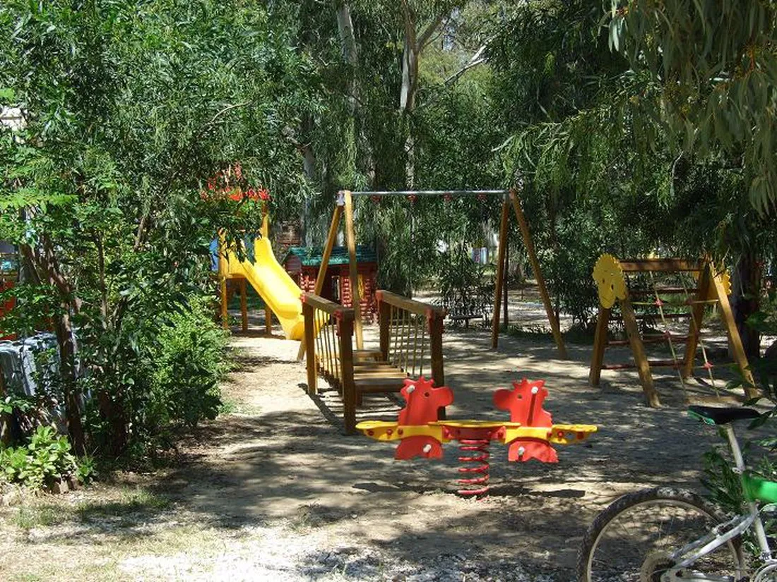 selema-santa-lucia-qknis
