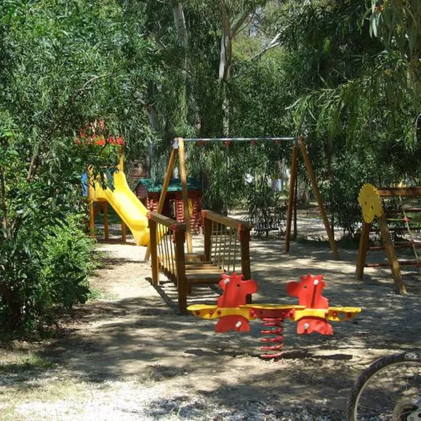 selema-santa-lucia-qknis