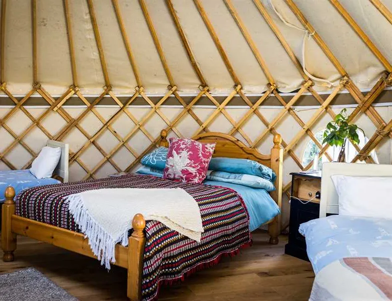 becks-bay-camping-and-glamping-tenby-0ev3z