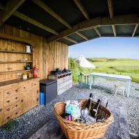 becks-bay-camping-and-glamping-tenby-8lzfc