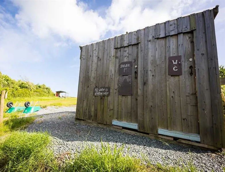 becks-bay-camping-and-glamping-tenby-9i7eq