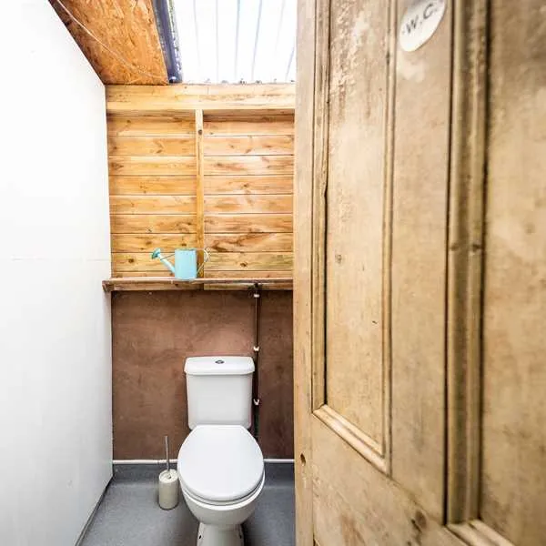 becks-bay-camping-and-glamping-tenby-a3zbl