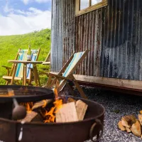 becks-bay-camping-and-glamping-tenby-mjuno